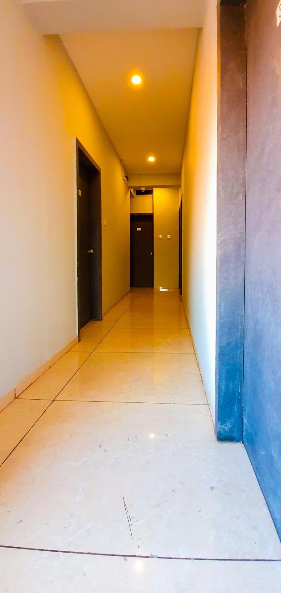 Nova Hotel New Crossroad Rajkot Exteriör bild